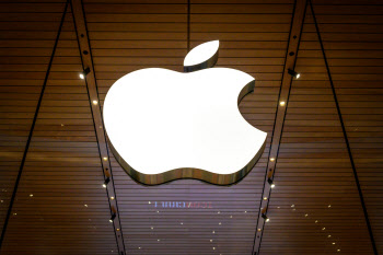 애플카 대신 비트코인?…애플 암호화폐 진출 가능성에 시장 후끈