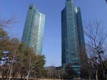 2·4대책에도…서울 아파트경매 평균 경쟁률, 20대 1