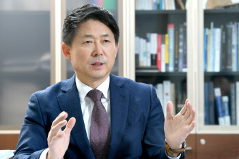 “2024년 임플란트 세계 1위 업체 도약 확신”