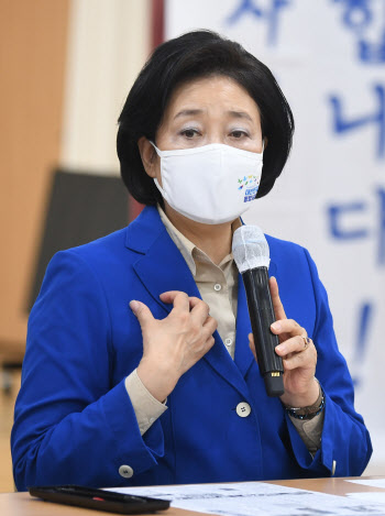 박영선 캠프 “盧정부, 내곡동 지정안했다… 吳 시간끌기 그만”