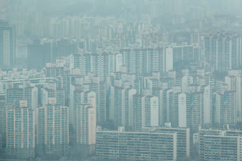 임대차 3법이 불지른 전셋값…52개월 꼬박 모아야 전세보증금