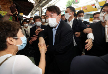 윤석열, 세 가지 보완해야 지지율 오르고 미래 열린다