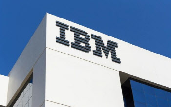 IBM, 클라우드 타고 3년만에 최대 매출