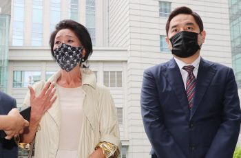 김부선, 강용석 체포되자 "제발 이재명 재판에 신경 좀 써달라"