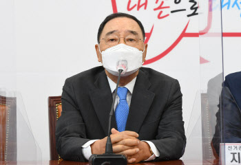 野 1차 경선 통과한 대선주자들 "정권교체 자신" 한목소리