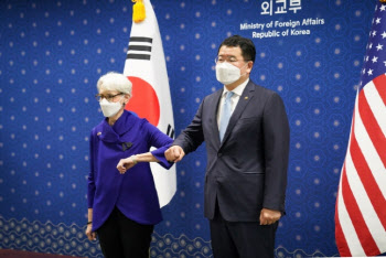 北탄도미사일 발사 논의…한·미·일 3각 공조 '재확인'
