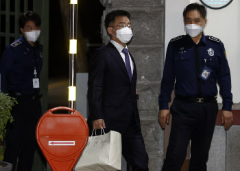 法 "김만배 구속 필요성 소명 안돼"…대장동 의혹 수사 제동