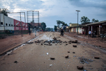 ‘크리스마스의 악몽’ 콩고서 자살폭탄테러로 최소 6명 사망
