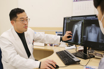 근골격계 종양 '육종암'...손실된 뼈.근육 ‘사지구제술’로 재건 가능