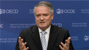 OECD 사무총장 “한류, 韓 세계적 무대 올려놨다”