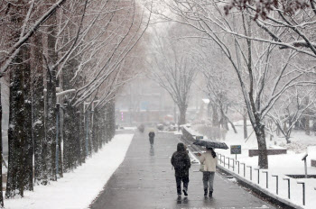 당분간 영하권 추위…31일 밤부터 수도권 등 눈 시작