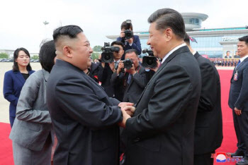 김정은, 시진핑에 축전…"베이징 올림픽 중국의 커다란 승리"