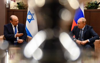 이스라엘 총리, 푸틴과 회담…러-우크라 중재나서