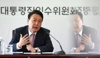 '통일부 폐지' 일축한 인수위 "대화 문 열고 비핵화 협상"(종합)