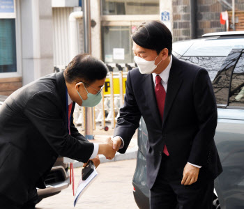 안철수 위원장 “여가부 폐지 옵션만들어 당선자께 보고”