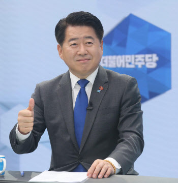 당 대표·대선 후보 비서실장 오영훈, 27일 제주지사 출마 선언