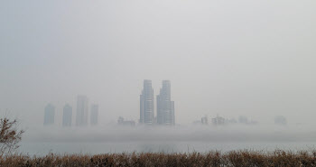 5일 새벽 중국발 황사 발원…미세먼지에 안개까지