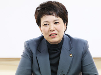 김은혜 "윤심? 등 떠밀려 나올만큼 미숙한 사람 아냐"