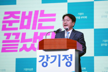 강기정, 민주당 광주시장 후보로 선출…'현역' 이용섭 고배