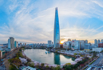 롯데바이오로직스 출범 '초읽기'…헬스케어 이어 바이오도 속도