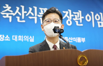떠나는 김현수, 마지막까지 강조한 위기 대응…“위기를 기회 삼길”