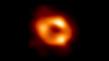 우리은하 거대 블랙홀 첫 포착.."천체물리학 난제 해결 가까이"