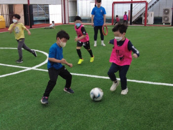 "마트에서 축구를?" 제타플렉스 잠실점에 '풋살경기장' 들어선다