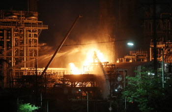 산업부, 에쓰오일 폭발사고 합동조사…전국 석유단지 긴급 점검