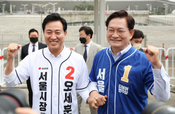 민주당, 지방선거 "맹추격 중…서울 좁혀지는 일만 남아"