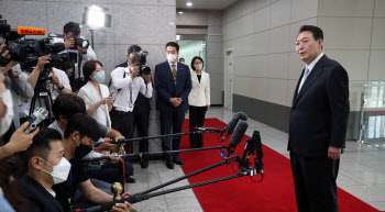 尹대통령, 박순애·김승겸 임명 재가…공정위원장에 송옥렬(상보)