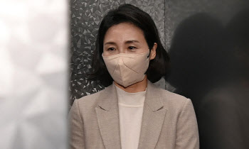 ‘김혜경 법카 의혹’ 숨진 참고인… ‘카드 바꿔치기’ 당사자였다