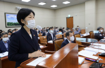 한화진 “수돗물 녹조 독성 측정방법 확대 필요에 공감”