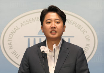 이준석 "유상범·주호영이 내 탄원서 공개했을 것"