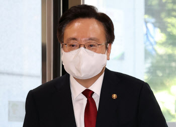 조규홍 보건복지부 장관 후보자, 위장전입 의혹 불거져