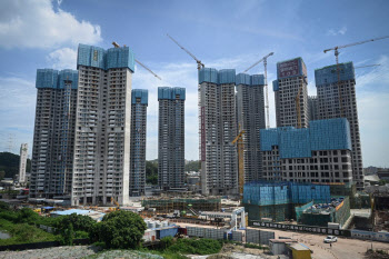 중국 국유 건설은행, 6조원 펀드 설립…부동산 시장 살린다