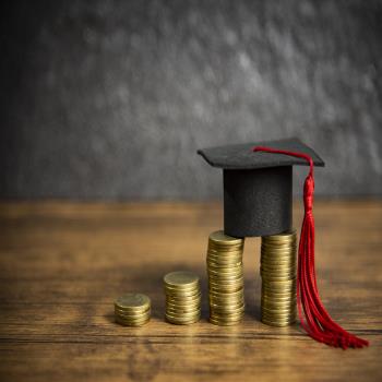“대출로 졸업 미루는 대학생 매년 증가...국가장학금 더 확대해야”