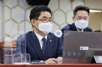 국세청장, 박수홍 친형 탈루 의혹에 “예외없이 엄정 대응”