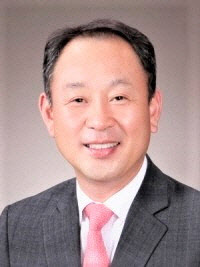 산업부, 세계 표준의 날 기념식 개최…김동섭 교수 홍조근정훈장