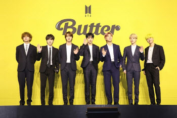 BTS '버터' 스포티파이 10억 스트리밍 돌파…K팝 가수 최초