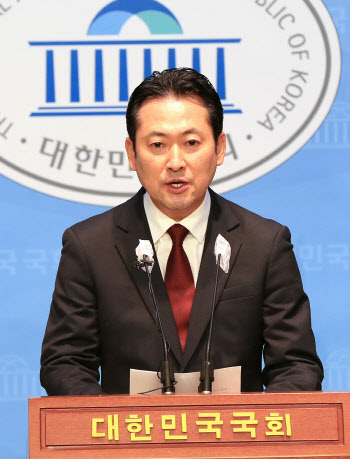 與 "'이재명 특검' 국민이 거부권 행사할 것"