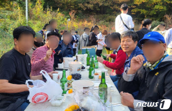 서영석 민주당 의원, `이태원 참사` 이튿날 술자리 논란…"자숙할 것"(종합)