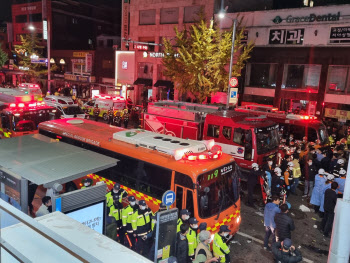  참사 후 비상버스…서울시는 보냈는데 경찰은 몰랐다