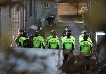 연쇄 성폭행범 박병화 거주지에 경찰 10명 상시배치