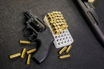 육군 모부대서 예비군용 권총 수량 불일치…군사경찰 수사