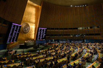 한국, 4년 만에 유엔 북한인권결의안 제안국 동참했다