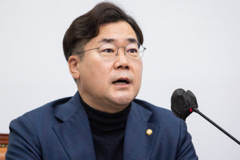 박찬대 "尹, 이상민 해임건의안 불응 시, 탄핵 절차해야"