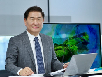 한종희 "삼성전자, CES 2023서 '맞춤형 초연결시대' 선보일 것"