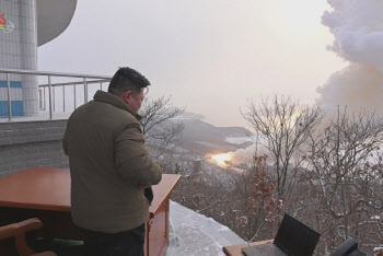 北, 닷새 만에 무력도발 재개…합참 "유엔 안보리 결의 위반"