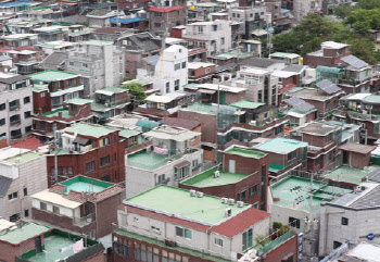 서울 빌라 전세가율 80% 하회…역전세난 속에서 전세가 하락