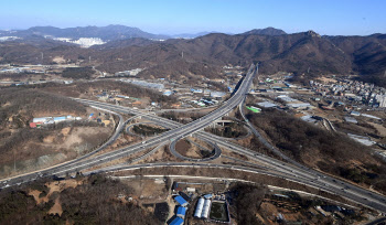 막바지 귀경길 원활한 흐름…부산→서울 4시간30분